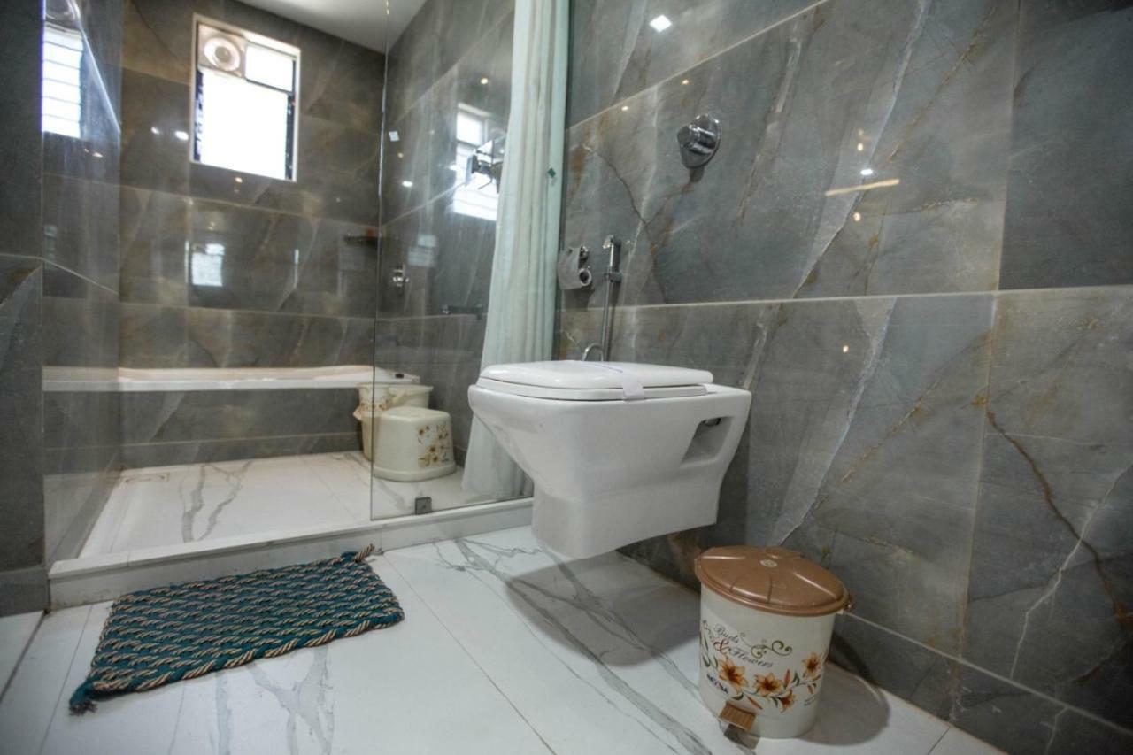 Hotel Fun City Navsari Dış mekan fotoğraf