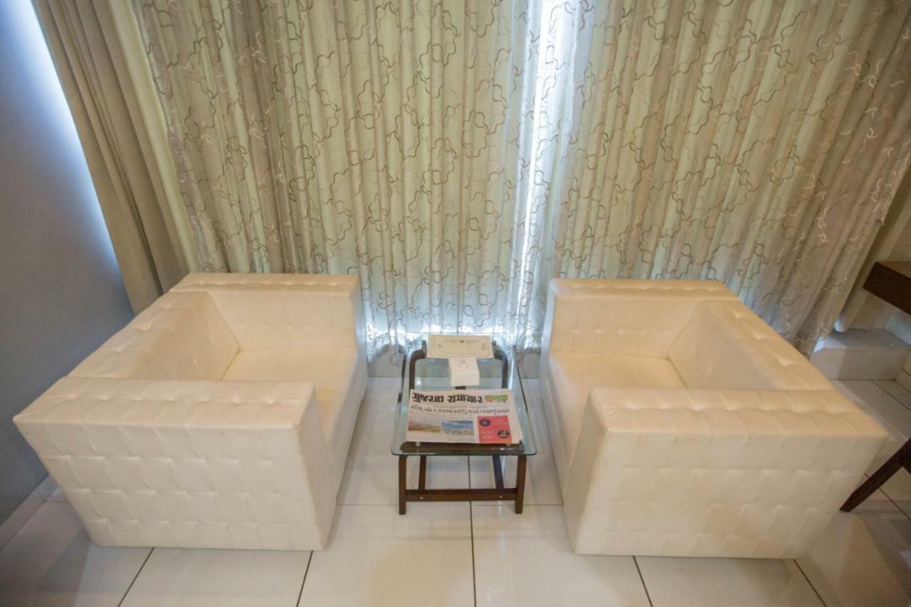 Hotel Fun City Navsari Dış mekan fotoğraf